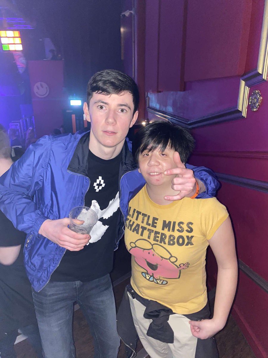 louinicko1's tweet photo. If ye carnt beat the virus ye become mates with the virus 👬 https://t.co/5rcCoWdqMv