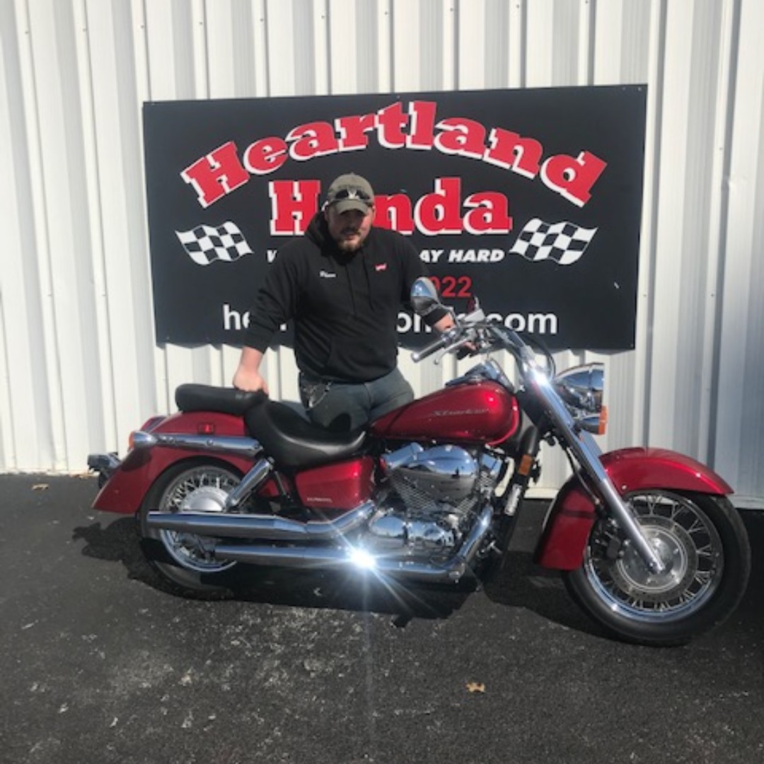 OZ just sent Zane Pharr home with his new-to-him 2015 Honda Shadow!  Thanks for choosing us, Zane, and enjoy this ☀️perfect☀️ day on your new bike!  #HondaShadow #HondaMotorcycles #MotorcycleForSale #NorthwestArkansas #RideRed