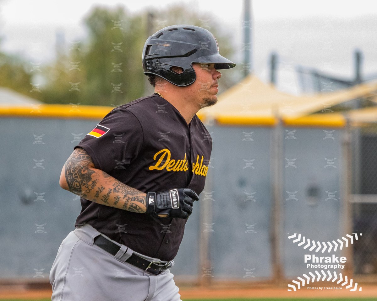 phrakephoto's tweet photo. Bruce Maxwell 37 C #Germany #AcererosdelNorte
#OverflySports #wirlebenbaseball #baseballdeutschland @DBV_BB_SB_GER @baseballDEU @BaseballmaniaEU
#wbc #athletics #oaklandas #oaklandathletics #goas #greenandgold #thegreenandgold #LosAtléticos #rootedinoakland #BabyAs https://t.co/CQrho0pgcR