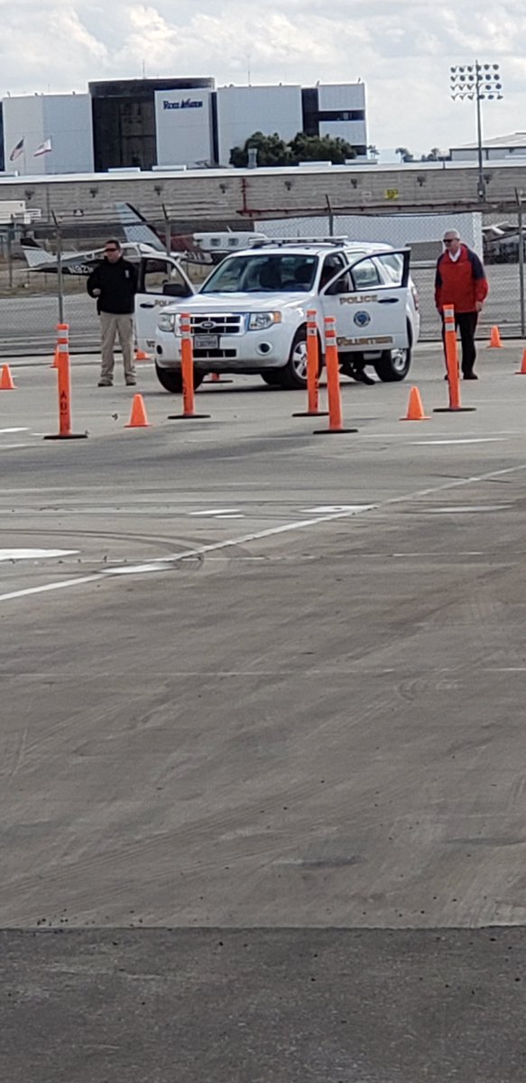 lbpd_volunteers's tweet image. 2020 SPP Training Academy - Drivers Training! Great course and instructors... #LBPDSeniorPolicePartners #LBPDCares #JoinLBPD
