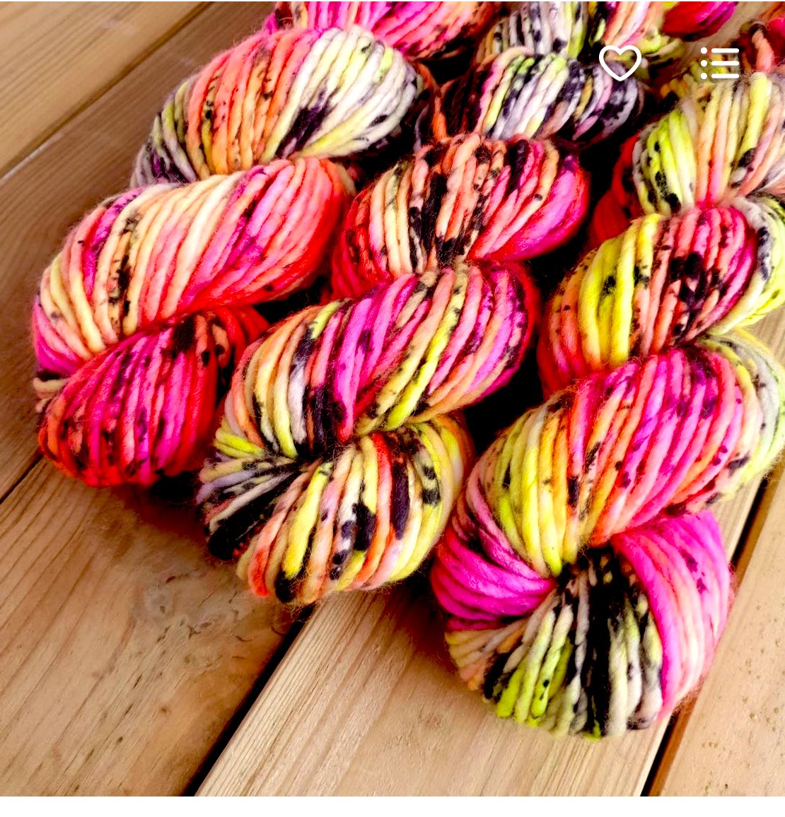 COSMOARTY_'s tweet photo. #wool #Dream #knitting #london #production #computersleeve for new capsule collection 2020 🤩🥳🧐♻️🧸💎🧶🧵⏳⌛️⏳ https://t.co/FxqXpE6PNu