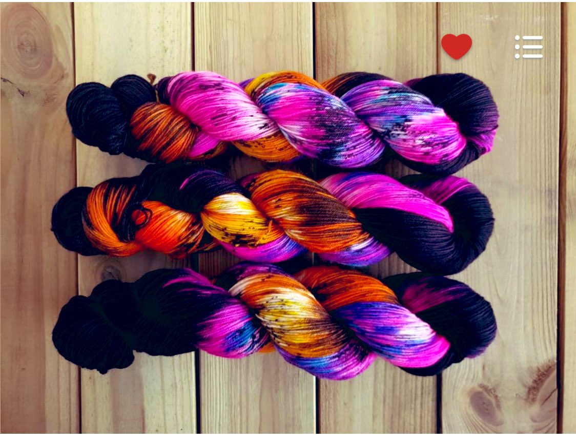 COSMOARTY_'s tweet photo. #wool #Dream #knitting #london #production #computersleeve for new capsule collection 2020 🤩🥳🧐♻️🧸💎🧶🧵⏳⌛️⏳ https://t.co/FxqXpE6PNu