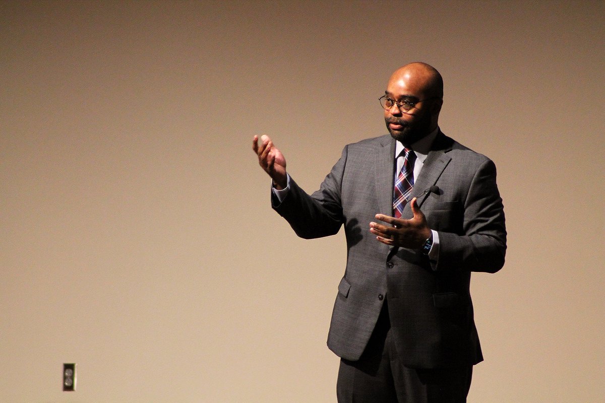 StrategicVT's tweet photo. At today's James D. McComas Staff Leadership Seminar, @VT_Provost and @VTPinkney shared with our #VirginiaTech staff how through working together, we will achieve our Beyond Boundaries vision through the university's continuous strategic plan ๐ค๐ซ #VTBeyond https://t.co/SWZIVno7J1