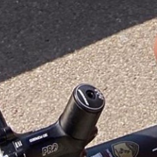 CoteWheels's tweet photo. #really #youleftthehouselikethat #bikesnob https://t.co/QBKKoo0C9r https://t.co/16Ynh433aS