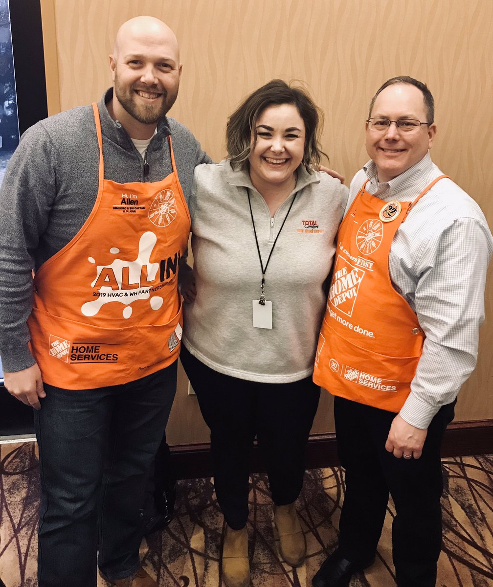 TComfortHVAC's tweet photo. Great Day at the Service Provider Summit in Minneapolis today! Big thanks @CampSweenScott & @russ_brinkman 💥💥 #OrangeBlooded #StoreConnectivity @THDhvac @LeeLemire @john_haussner @PGnac https://t.co/B7DeFEH6eZ