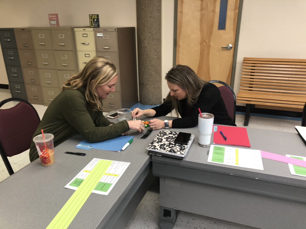 LimaBoyle's tweet photo. A “Do Now” energizer/hook is an important step in our efforts to craft BETTER lessons to engage all learners. JHS FUSE teachers are in the role of learners today. #engaged #jpstechstrong #fuseri @wickedteacher23 @HighlanderInst @jbeauv @STEAMGardensBMS @brnzie88 @csanford42 https://t.co/YgyeE2rPAI