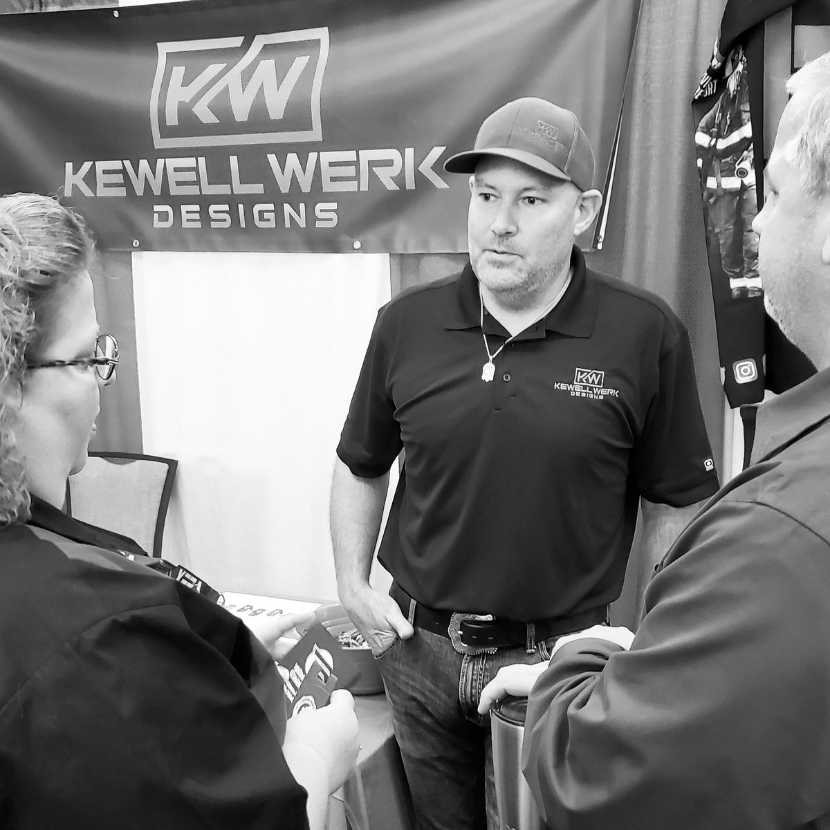 Thank you to @kewellwerkdesigns 
This was Mack's first year as a TAFE vendor. He prints your logo on quality work gloves. Be sure to check them out! pic.x.com/FfDlWGZR9o