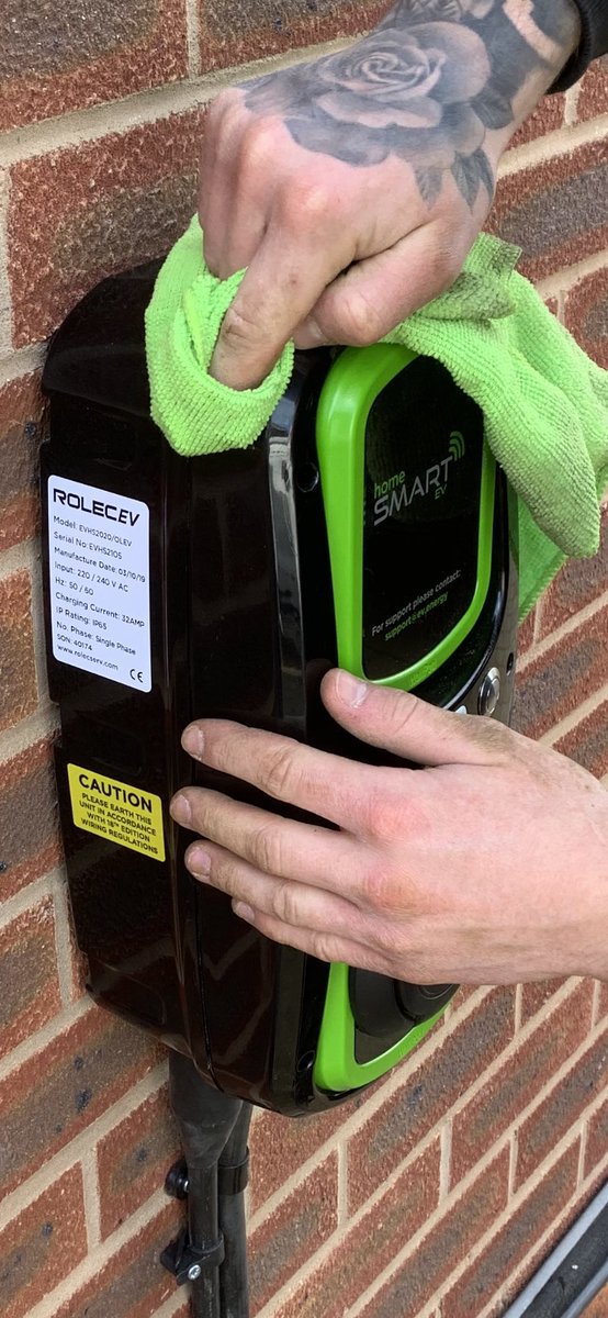 Our South East apprentice of the year showing pride in his work installing a ⁦<a href="/RolecEV/">Rolec</a>⁩ #homesmart probably one of the reasons he won.