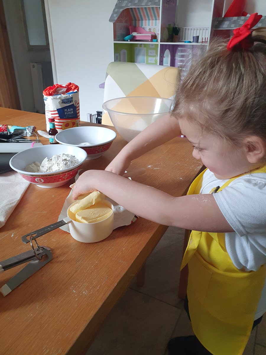RebeccaRawlin20's tweet photo. Part 1 of home learning little chef @PCPNursery https://t.co/JWRvZdumYk