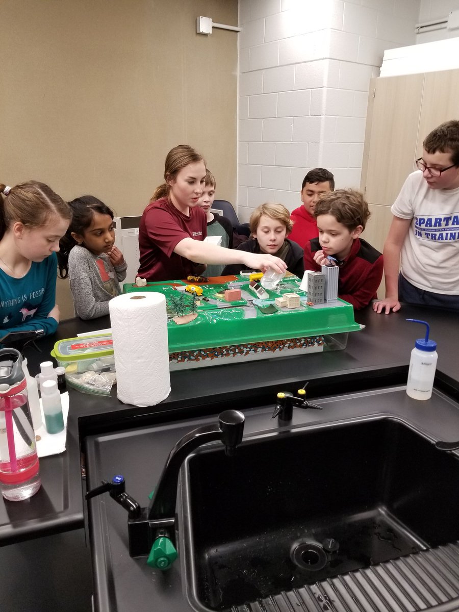 kateprichards's tweet photo. 5th grade Ss @jcdsps learned so much about our water supply and waste water treatment today thanks to Fox Metro!! https://t.co/UJ0qFIgvEH