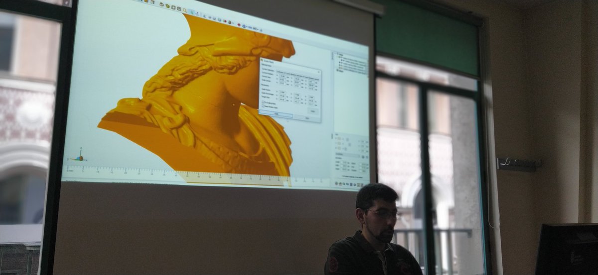 lenguae_CFIEVA's tweet photo. La gravedad no funciona en el #3D, en la pantalla del ordenador todo es posible...el momento de imprimir te va a enfrentar directamente a los posibles defectos de la construcción.’Herramientas digitales' con D.Garrosa @DaveGarros en @EArteValladolid
@cfievalladolid #FormaciónCyL https://t.co/mM1MujLBHE