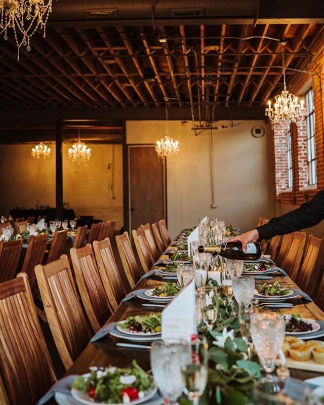 RelishEventsDen's tweet photo. The table is now served. Is there anything else we can help you with? 📸: @kelleydesmit_photo | @mossdenver

#weddingcatering #coloradocatering #denvercatering #foodie #catering #localcatering https://t.co/fyB5mhm5wa https://t.co/DNIFd7Xyss