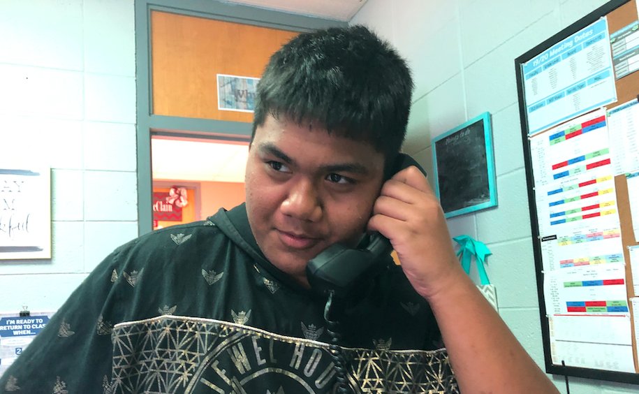 Katy_Booher's tweet photo. Meet Dwayne &amp; Jpaul our @NoelSchools #GoodNewsCallOfTheDay who stopped to help someone who had fallen down during a safety drill while everyone else just ran past! Leaders never leave others behind. How lucky are we to call these boys our own?  #Tigers2Mustangs #MCR1Pride https://t.co/F2AVeyG6Md