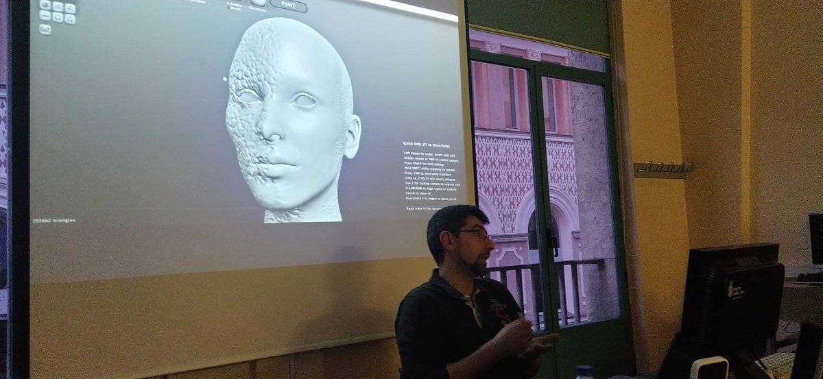 lenguae_CFIEVA's tweet photo. La gravedad no funciona en el #3D, en la pantalla del ordenador todo es posible...el momento de imprimir te va a enfrentar directamente a los posibles defectos de la construcción.’Herramientas digitales' con D.Garrosa @DaveGarros en @EArteValladolid
@cfievalladolid #FormaciónCyL https://t.co/mM1MujLBHE