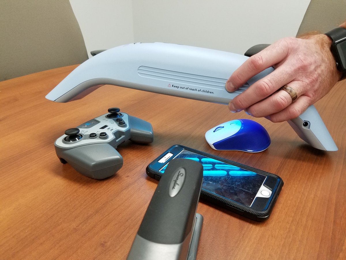 iDESIGNsol's tweet photo. Get the Portable UV Sanitizer that Kills 99% of Bacteria on MakerSpace tools and robots for the classroom and home. Order it today. Ships in 2-3 weeks. https://t.co/3Y2iOutML4 
#COVID19 #coronavirus https://t.co/zjhjTAtzGB