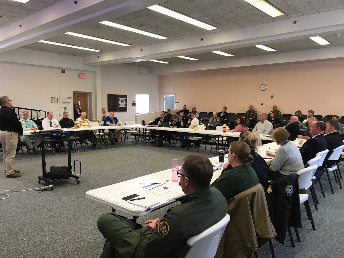 ClintonCountyHD's tweet photo. The #ClintonCounty Health Department, along with additional Local, State, and Federal Agencies gathered for a Clinton County Multi-Agency Coordination Group (#CCMAC) meeting to discuss #COVID19 #preparedness activities and plans.
#NYS https://t.co/GuOf7sD2eA
