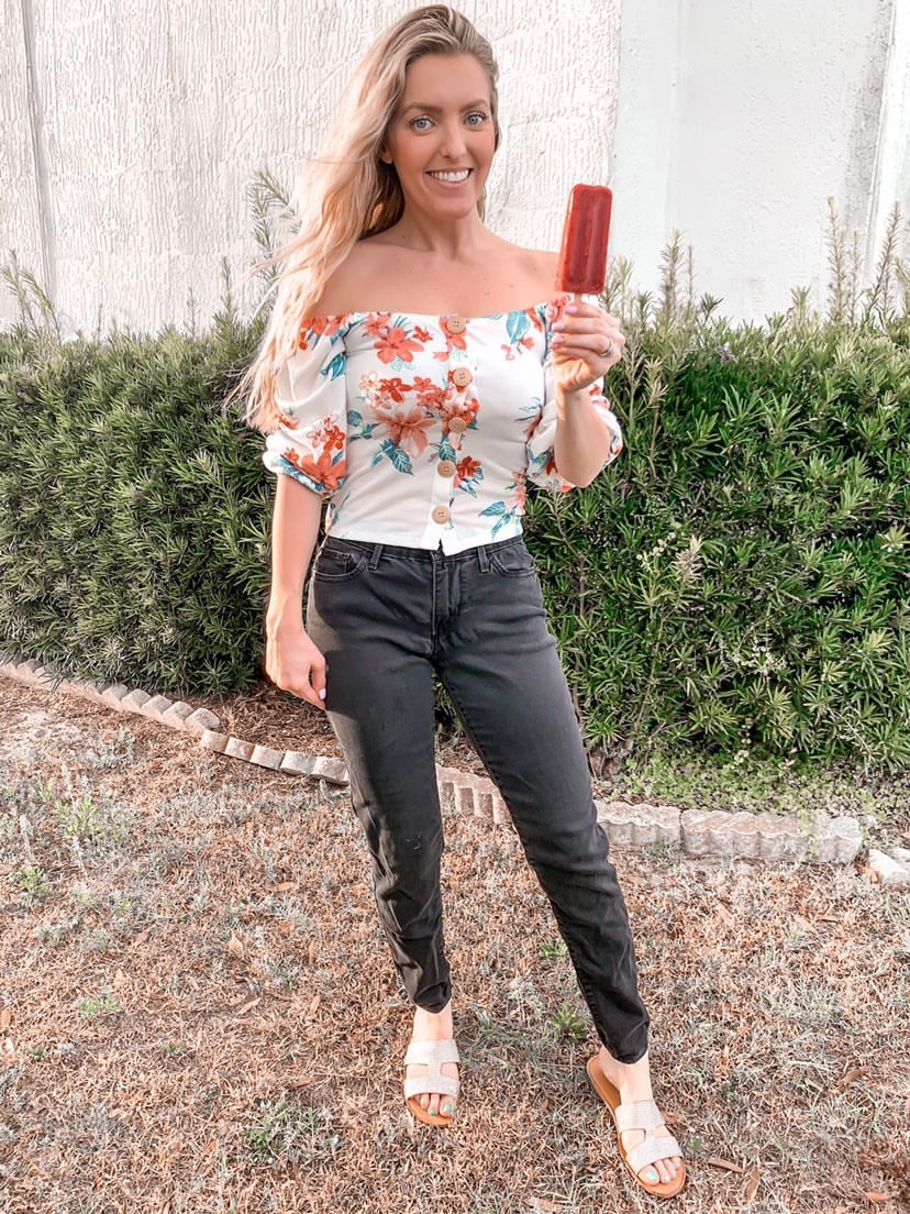 Whole_Fruit's tweet photo. DAIRY FREE frozen treats to beat the Florida heat!☀️ https://t.co/nHcAMkAnQ4