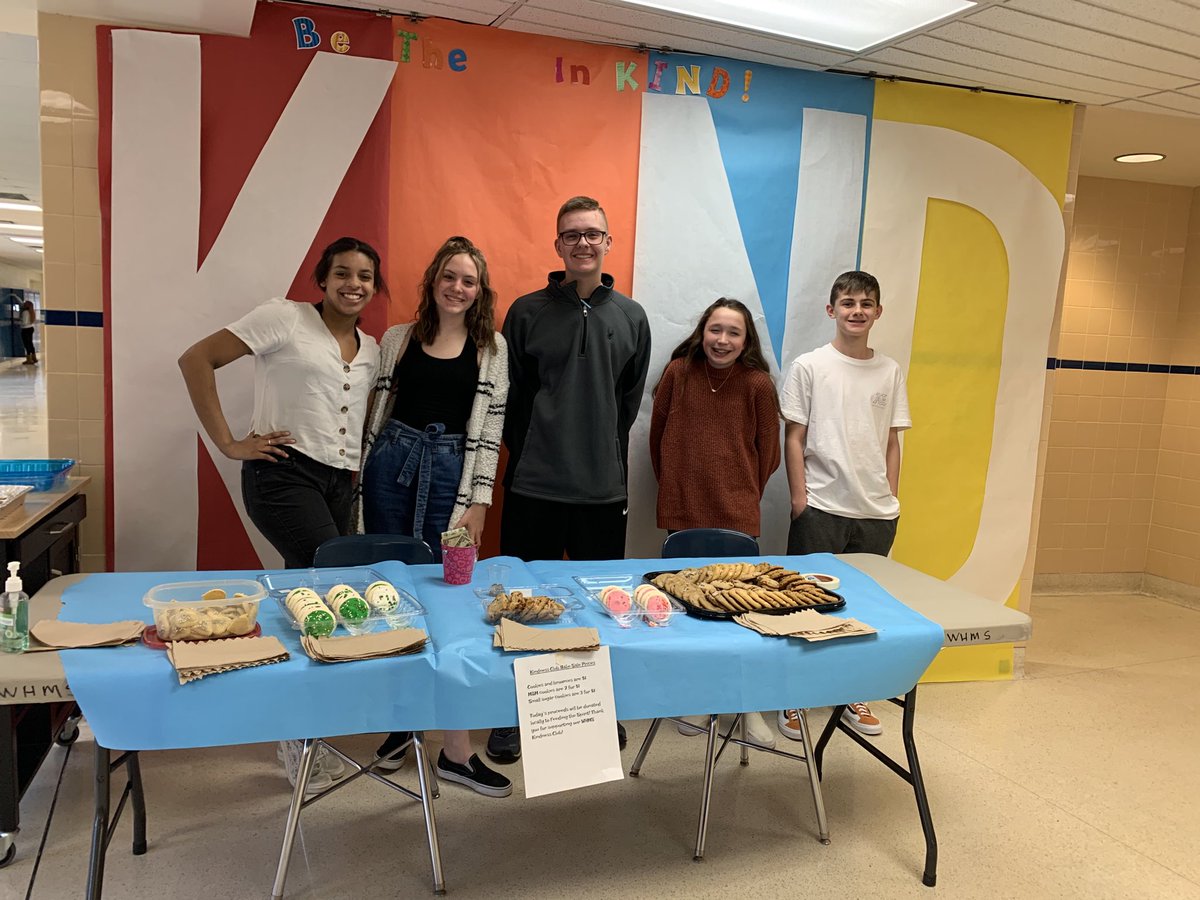hasd_whm's tweet photo. Random Acts of Kindness Club sponsored a Bake Sale to raise funds for #FeedingtheSpirit. Students plan to volunteer tomorrow in Greensburg where they will also present raised funds. https://t.co/jwfEg1JMqY