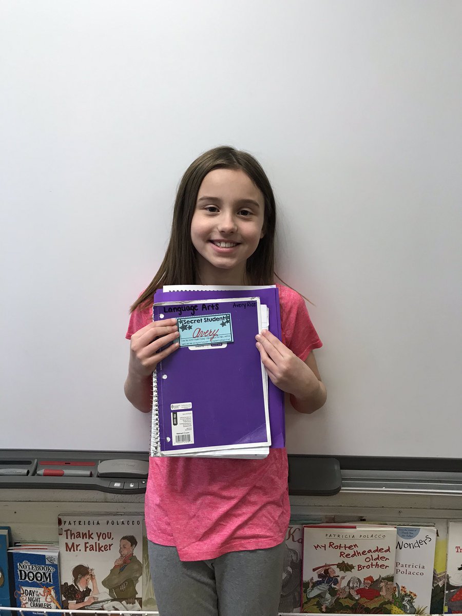 BCSDThirdGrade's tweet photo. I really like inferring what is going on in our Picture of the Day! I love when the student in the picture tells us if we are right. By Avery #befabulous #jenjones https://t.co/NAOA2ywHf5