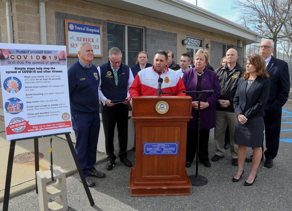 Joined colleagues &amp; Public Health team to update <a href="/HempsteadTown/">Town of Hempstead</a> neighbors &amp; talk abt work we’re doing to maintain services &amp; keep @CSEALocal880 &amp; residents safe. 

😷 - @TOHClavin, Dr. David Neubert &amp; I will host <a href="/Facebook/">Facebook</a> #TownHall Hall, Sunday at noon.