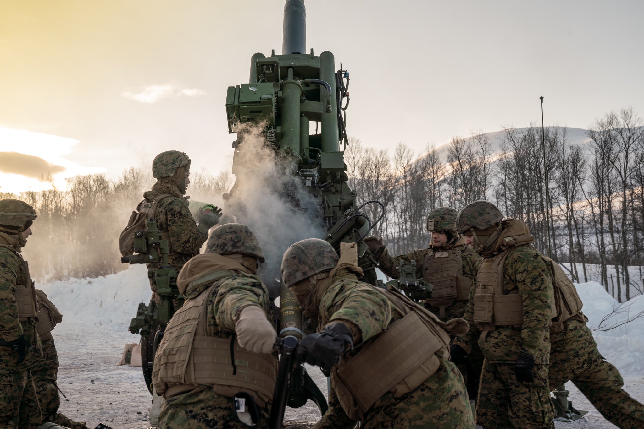 U.S. Marines • Fire Big Guns and Tanks • Setermoen Norway