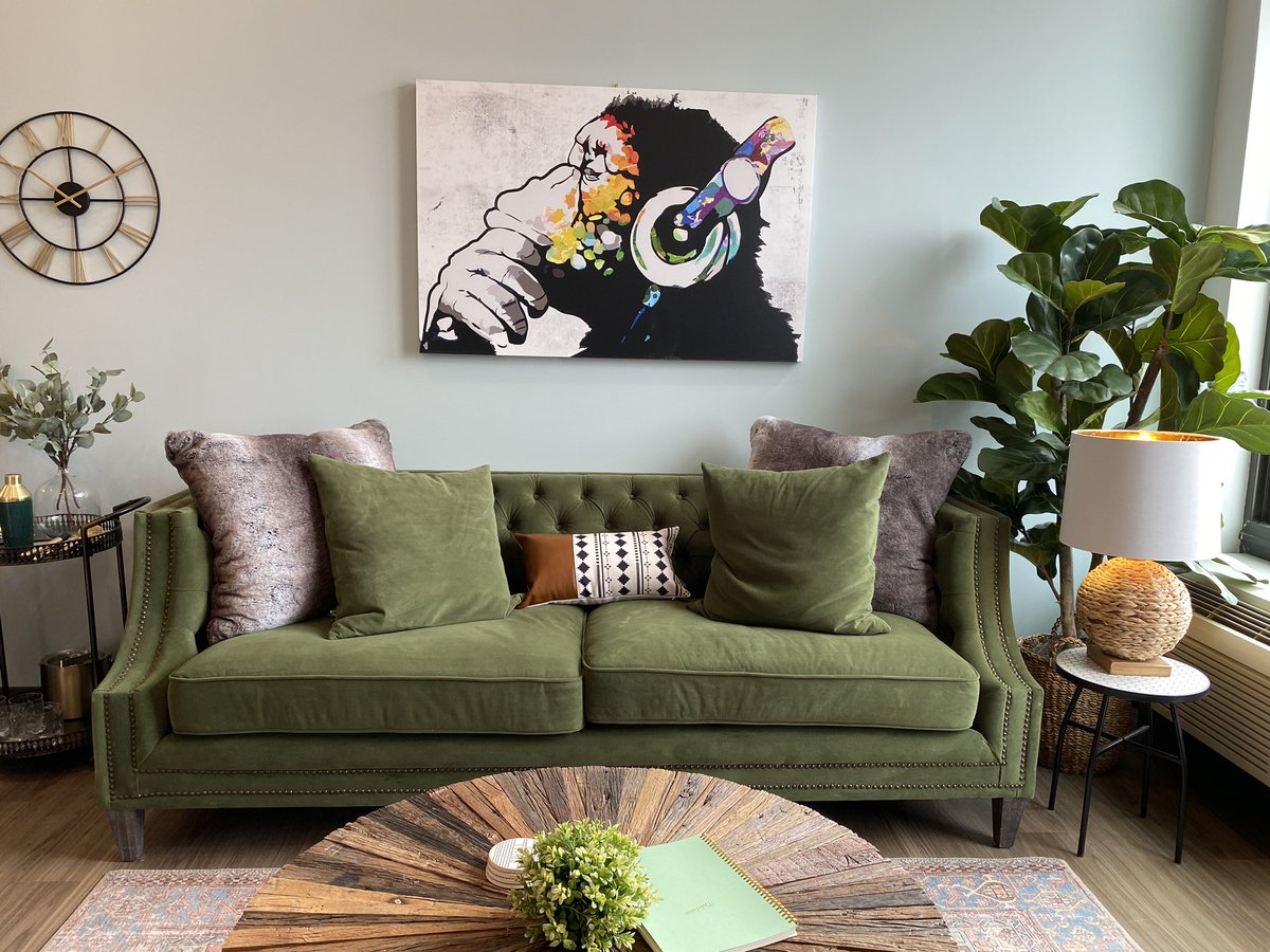 DayCloudStudios's tweet photo. Sneak peek of the new studio apartments we provided naming &amp; branding for! 🙌🏼

The Traveler awaits...🌏 https://t.co/oKBJu83g3v