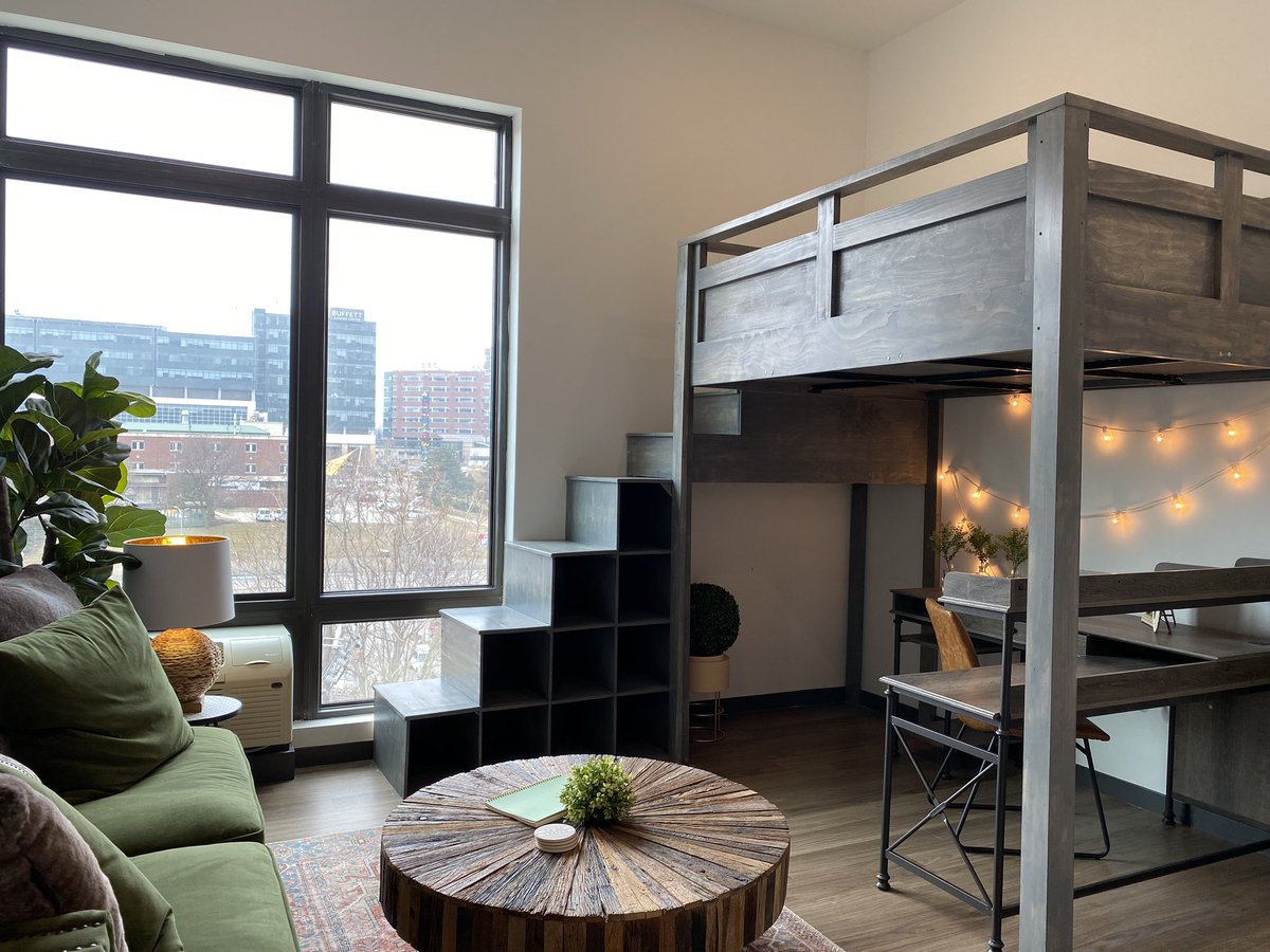 DayCloudStudios's tweet photo. Sneak peek of the new studio apartments we provided naming &amp; branding for! 🙌🏼

The Traveler awaits...🌏 https://t.co/oKBJu83g3v