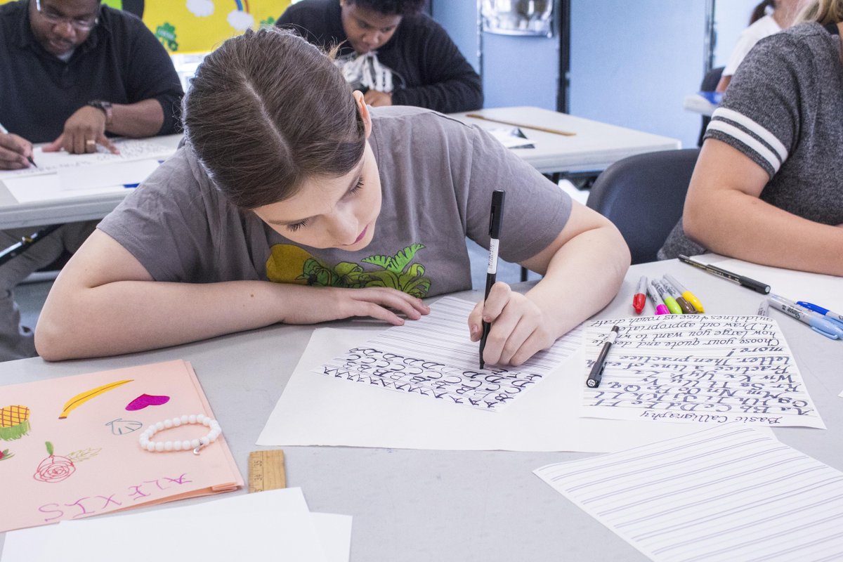 DaphneLibrary's tweet image. These pictures were taken at our Teen Calligraphy Workshop, held on Monday, March 9th! Keep tuned for future Teen &amp;amp; Young Adult events!