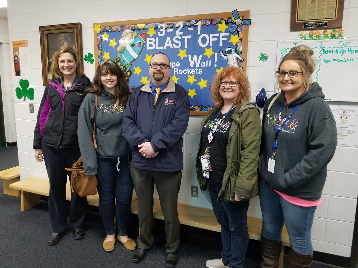 HertzConnects's tweet photo. Our hearts are so full of gratitude from our visit to @sd129 Hope D. Wall School to #WatchLearnCreateShare304 for today's @GHS_Geneva SpEd PD day! The educators here are incredibly dedicated and talented, and enjoyed such great collaboration and take-aways from our site visit. https://t.co/nQKTawc8Qc