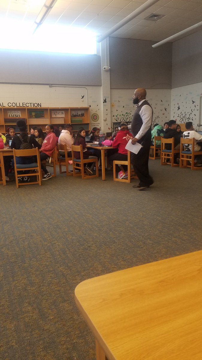 MsLeary8's tweet image. Super proud of our 7th grade counselor @HamerTerence as he presents a Xello based lesson that offered students a chance to match their interests with career fields and explore their options! We will be using this data to inform class scheduling next year! #VikingPride #WeLoveData