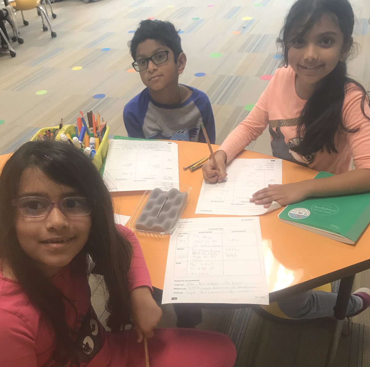 Kballard1027's tweet photo. Starting our sound unit!  Today we discussed what pitch is.  Ask me! @HortonsCreekES #togetherwearebetter #hawksdoitdifferent https://t.co/9hxH3LrQZW