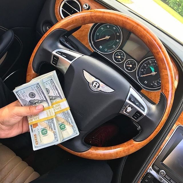 Nancycoxz's tweet image. Today is the day. #cashapps only, $1000 each for 200. Giveaways all through. RT and follow so I can DM you. There's more I can 
offer #sugarmomma #SugarBabieswanted