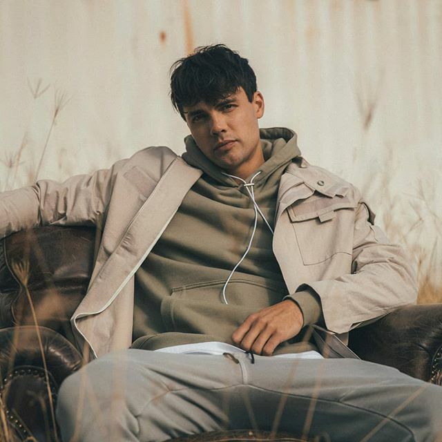 FIELD Styles - Updated washes &amp; fabrications on our core styles
​
​--
​
​Spend &amp; Save now on ZANEROBE.com - Up to 25% off ift.tt/2wJJAG5