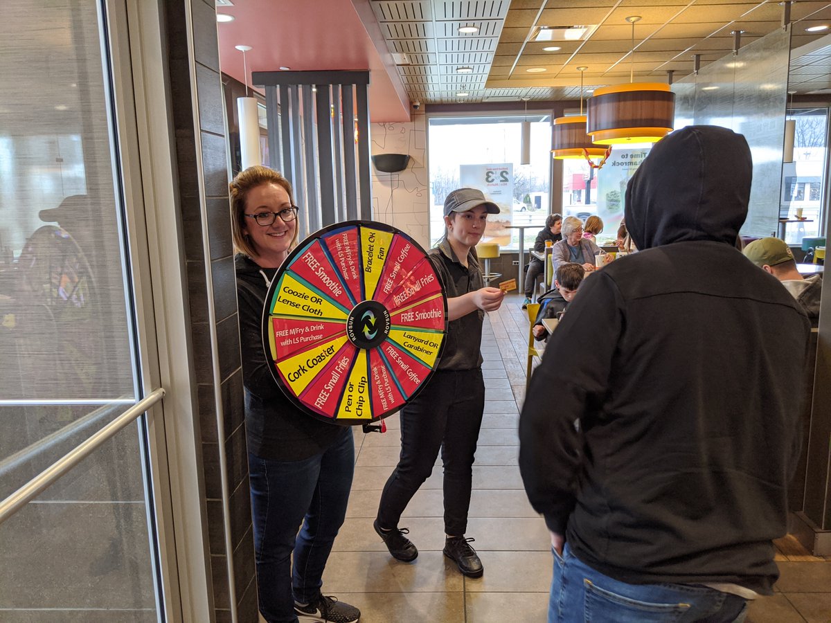 PatrickQuillen1's tweet photo. What a great time!! Thank you for all who came to McTeacher Night at McDonalds!!! We raised funds for our student activities. https://t.co/fXrK25a7cj