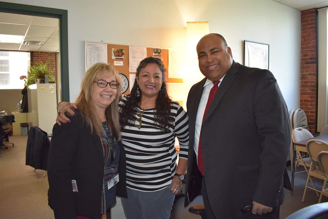 Excited to have Mayor Dan Rivera visiting us in Lawrence today! The Mayor interacted with the families in one of our parent-child toddler groups, and met with staff. #thisispccd #funwithfriends Mass.gov @danrivera01843 <a href="/COL1853/">Lawrence, MA.</a> <a href="/maaps766/">MAAPS</a>