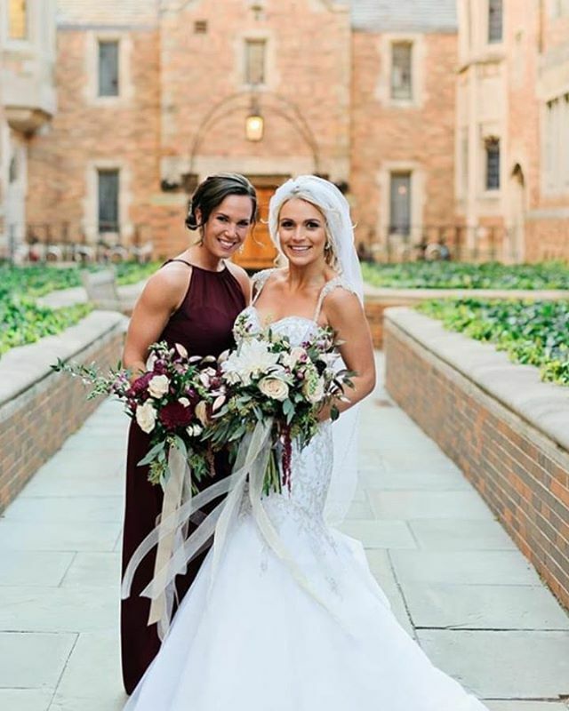Floristct's tweet photo. Fresh air on this beautiful day is an amazing thing!
PC @vophotographers
#wedding #weddingflorist #florist #flowers #weddingflowers #bouquet #bridebouquet #bridalbouquet #ido #eventflorist #ctweddingflorist #ctwedding #weddingvendor #dahlia #bride #lovew… https://t.co/qHFz6hp2FP https://t.co/qcFxhh8SgK