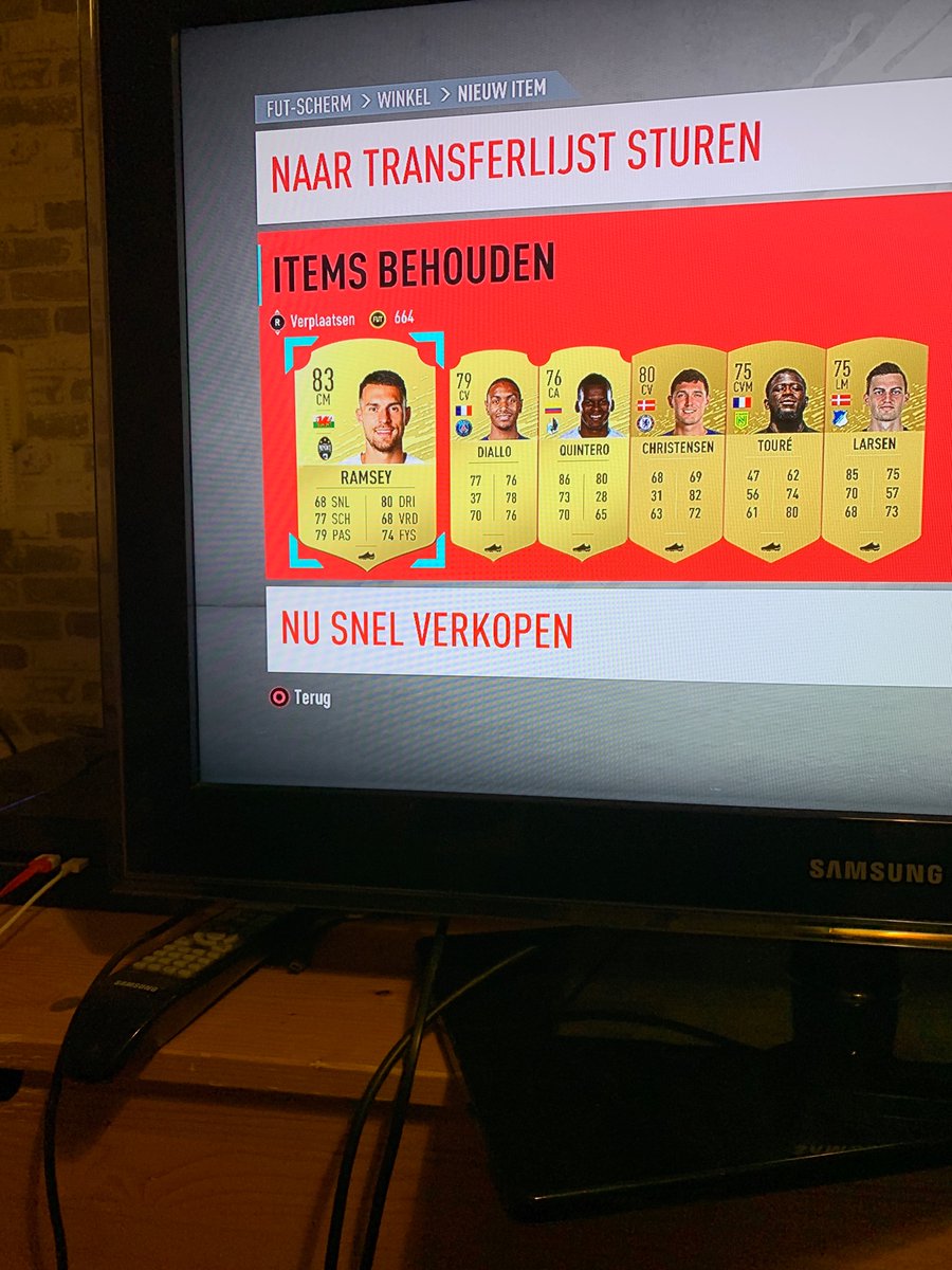 Mickvanwingerde's tweet photo. @EASPORTSFIFA I just packed this just wow. I should have his inform if ea was on time https://t.co/TQpEx12qZ7