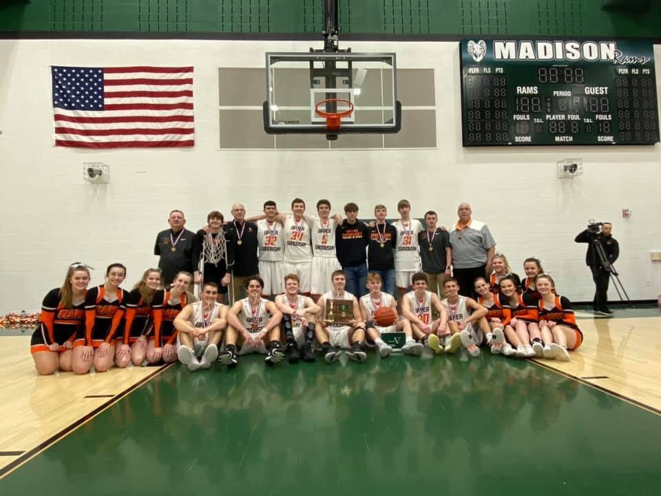 We’re doing a send-off tomorrow for the USHS boys varsity basketball game!! 
You can line up starting from the high school teepee to the soccer fields at 3:30 to cheer on the boys as we head to regional semi-finals!! GO RAMS🧡