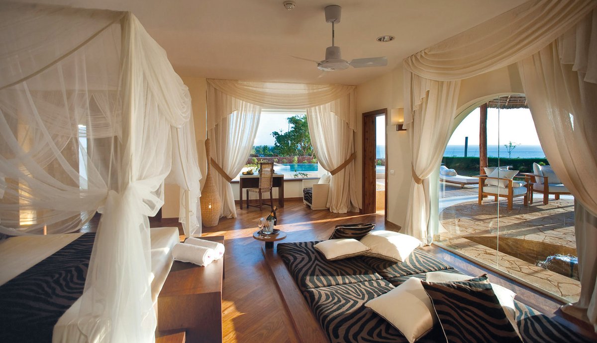 RiuHoteles's tweet photo. Incredible Villa at Riu Palace Zanzibar 😍 https://t.co/wgvYRW6CJ8
#itsRIUtime https://t.co/oKRdDdEv4k