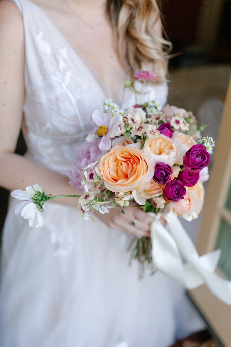 MadronaManor's tweet photo. Your wedding details are the flowers in a bouquet, and we're simply the ribbon that holds it all together 💐 #WeddingWednesday https://t.co/kylM4xcPLj