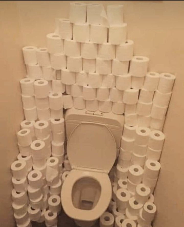 MrRostesForever's tweet photo. Fardar en 2019/Fardar en 2020
#papelhigienico https://t.co/u0uoDXdM0j