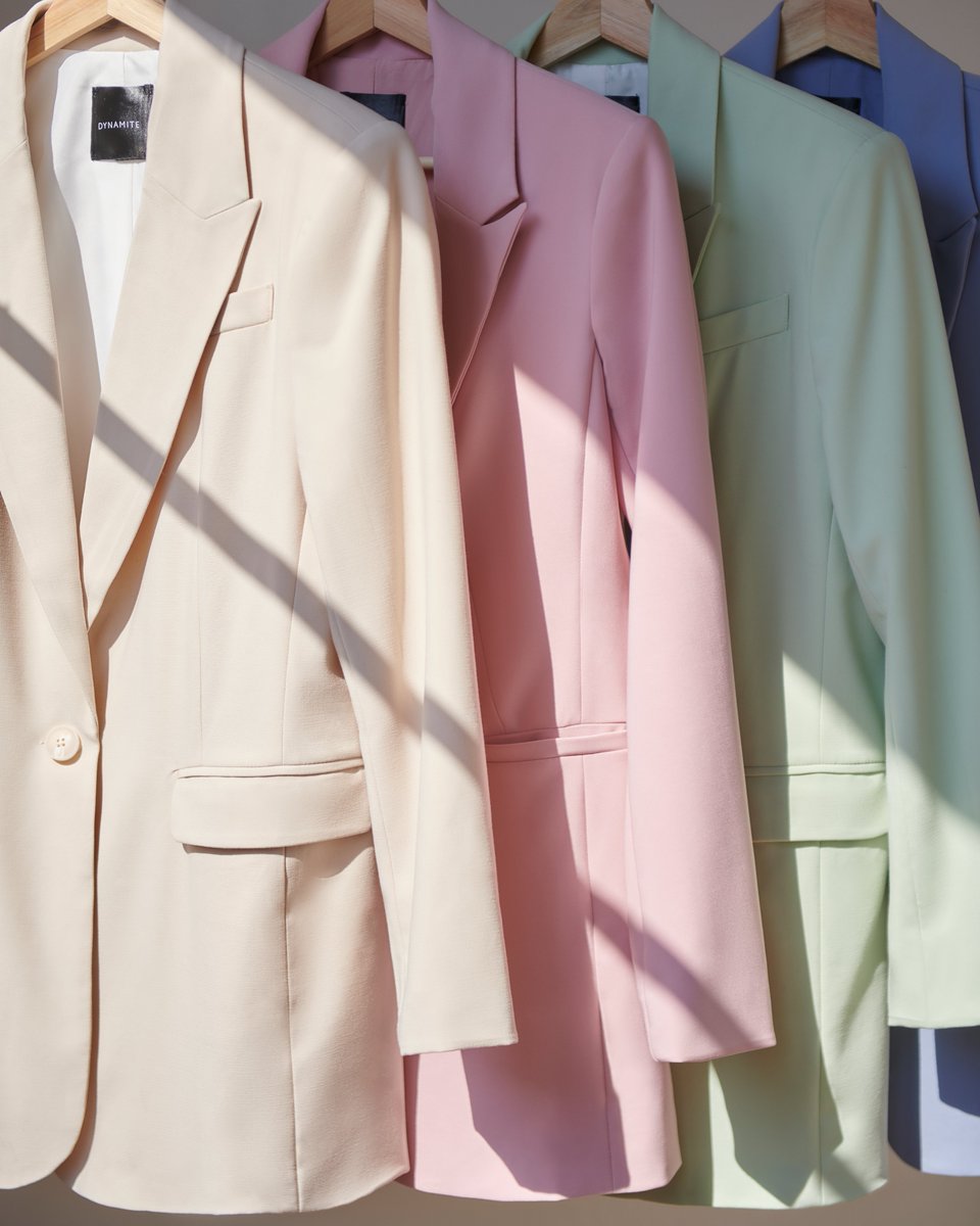 Until March 15th, 10% of net proceeds from the sale of our Special Edition graphic tees and select suits will be donated to help women further their leadership skills. Shop now: fal.cn/372pu #IWD2020 #EachforEqual #DynamiteStyle #WearItProud