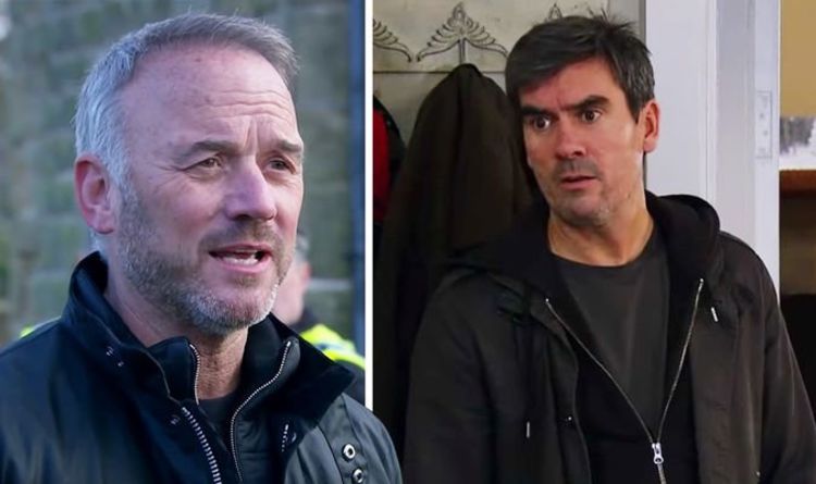 texsaspost's tweet photo. Emmerdale spoilers: Cain Dingle's son Issac in danger as DI Malone's next move revealed https://t.co/dXnwmyPiQB https://t.co/Mzb2fMPjqX