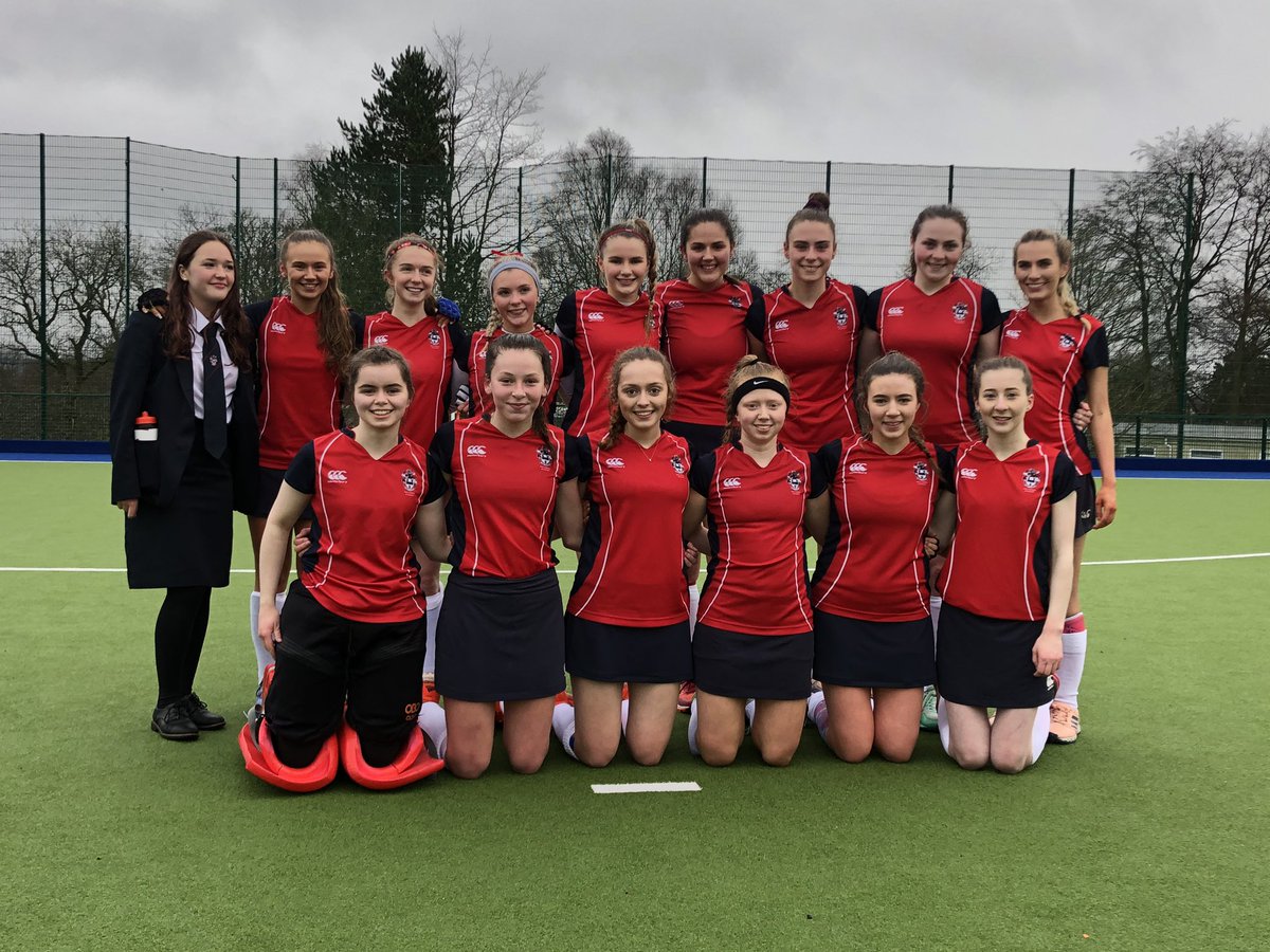 BAsport5's tweet photo. @ballymenaacadem 1st/2nds league results v Chouse

1sts W 4-1 (G Lavery x 2, L Millar, A McLeister)

2nds W 5-0 (E Hunter x 3, H Wylie, K McBride)

Both runners-up in league

Thanks &amp; good luck to the Yr14s who have represented their school with such distinction over 7 years 😥😥 https://t.co/OESnrGDnVv