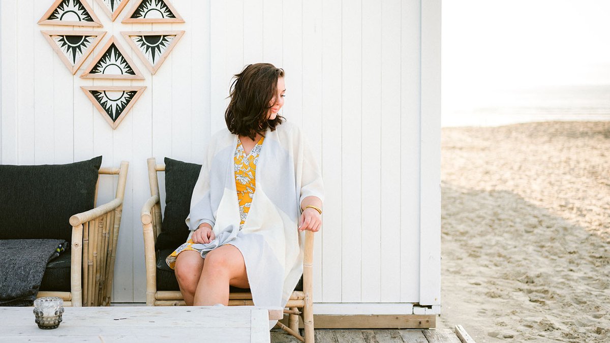 Spring Break is just around the corner.  ☀️  The Thinny Wrap is perfect for warm weather. #travelgear #thehappynow #flashesofdelight #merseaco #travelgirl #sheisnotlost #seekthesimplicity #exploremore #travellust #traveldeeper #iamatraveler #summerready #springbreak2020