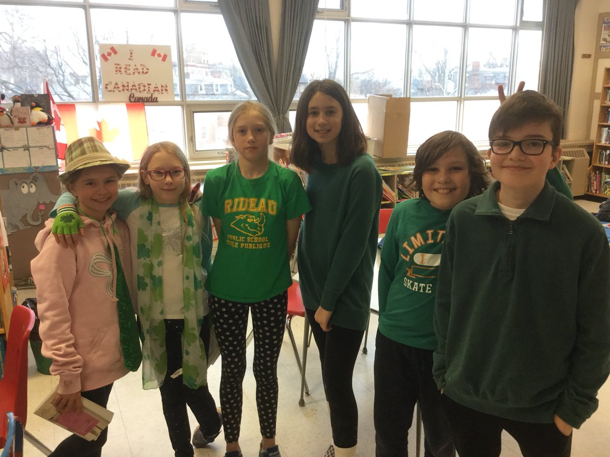 SYD_books_LDSB's tweet photo. Celebrating St.Patricks day early #lotsofgreen #greensharkattack #SydenhamSpirit @SydenhamPS_LDSB @SYDkinders_LDSB @chungma_LDSB @cronkreidm_LDSB ๐๐๐๐ https://t.co/XXsJH36u7b