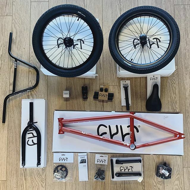 @mattdalleybmx put together this full <a href="/cultcrew/">Cult</a> <a href="/walshcorey/">corey walsh</a> custom today! Full photos up on the site and ready to purchase tomorrow 🤘🏻 #deadsailorbmx #bmx ift.tt/2TGmr08