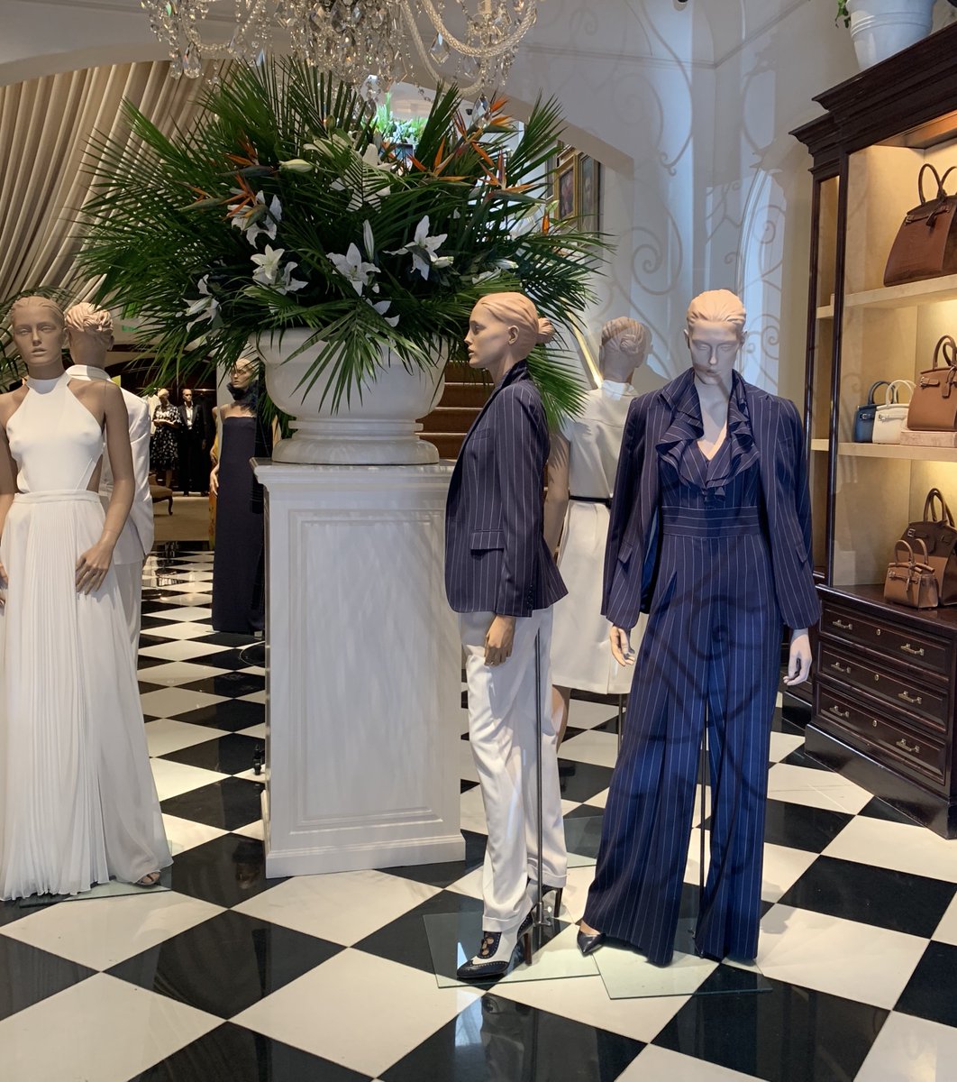 ShoppingTaxFree's tweet photo. New chic arrivals at @RalphLauren ready for the spring and summer available at @HP_Village Visit the TaxFree Shopping on site to get cash back by processing your sales tax refund. #shoptexas #taxfreeshopping https://t.co/pDNQRV9z5M