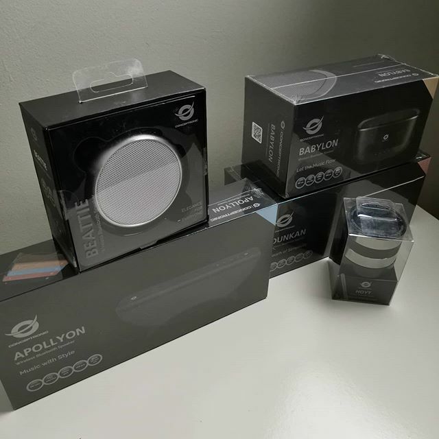carlos_ccorreia's tweet photo. A Mbit em parceria com a Conceptronic já me fez chegar umas colunas low-cost interessantes!
Temos a Beattie, Apollyon, Babylon, Dunkan e Hoyt.
Que vos parece um Giveaway daqui a uns tempos com estas goodies?
Qual a que combina melhor contigo? 😉
#mbit #conceptronic #music… https://t.co/QBUI6lZm5q