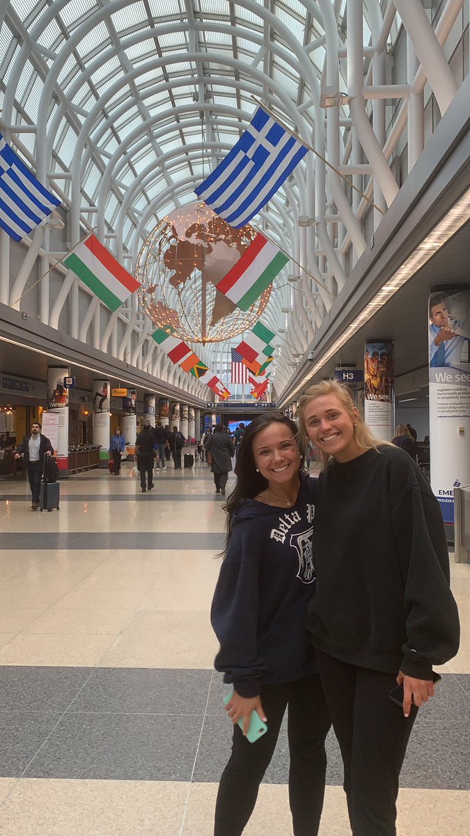 NPetracaj's tweet photo. #hcaculting traveling with my best friends give me joy!! https://t.co/D0y2nrUE8P